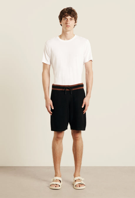 Armas Short - Black